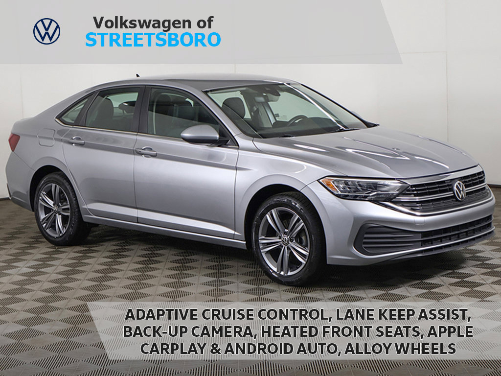 Used 2023 Volkswagen Jetta SE FWD image 1