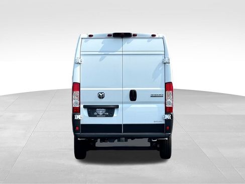 New 2026 RAM ProMaster 3500 w/ Storage Group FWD image 6