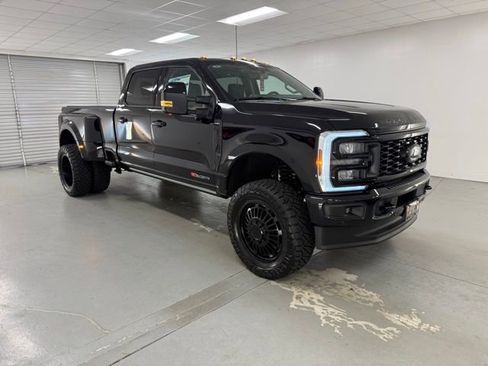 New 2025 Ford F350 Lariat w/ Lariat Ultimate Package image 3