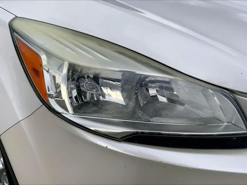 Used 2016 Ford Escape Titanium FWD image 27