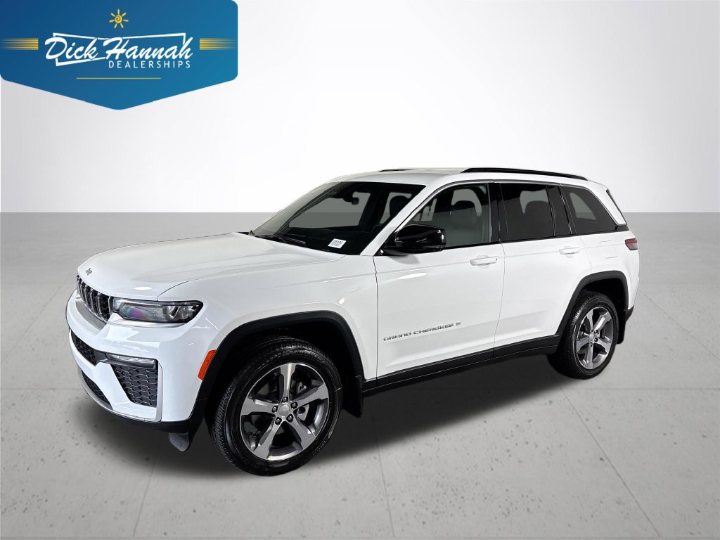 New 2026 Jeep Grand Cherokee Limited w/ Trailer Tow Package AWD/4WD image 1