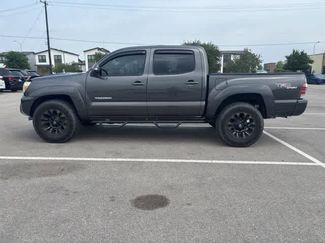 Used 2013 Toyota Tacoma 4x4 Double Cab w/ TRD Sport Pkg video 2