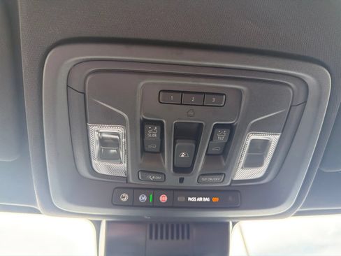 Used 2024 Chevrolet Silverado 1500 High Country w/ Midnight Edition AWD/4WD image 19