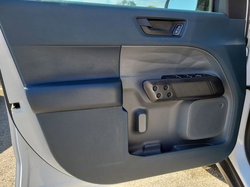 Used 2023 Ford Maverick XLT w/ Black Appearance Package image 18