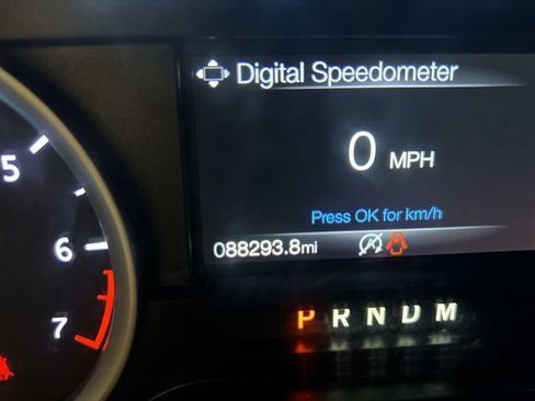 Used 2019 Ford Expedition XLT RWD image 11