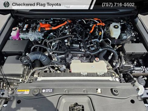 Used 2025 Toyota Land Cruiser AWD/4WD image 11