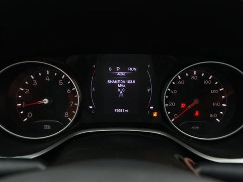 Used 2020 Jeep Compass Sport image 12