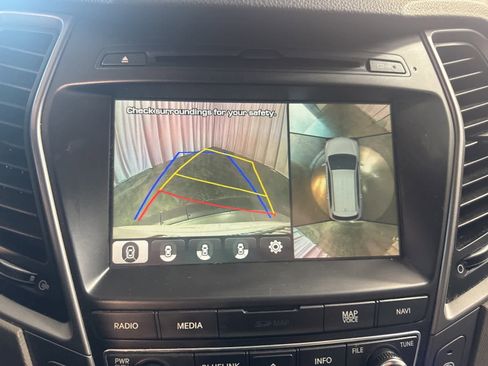 Used 2017 Hyundai Santa Fe Limited w/ Cargo Package image 28