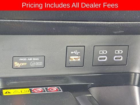 Used 2025 Toyota Camry SE w/ Convenience Package FWD image 24