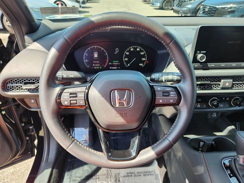 Certified 2025 Honda HR-V Sport image 18