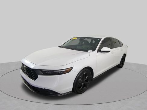 Used 2024 Honda Accord LX image 39