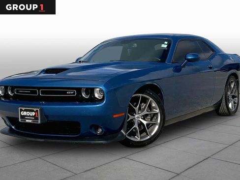 Used 2021 Dodge Challenger GT RWD image 1