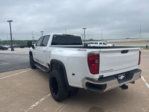 Used 2024 Chevrolet Silverado 3500 LT AWD/4WD image 6