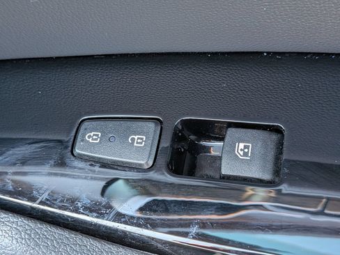 Used 2023 Kia Sportage SX FWD image 38