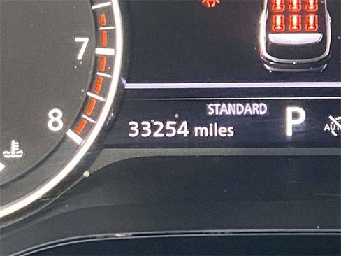 Used 2025 Nissan Pathfinder SL image 22