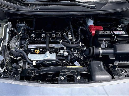 Used 2025 Nissan Versa SV FWD image 31