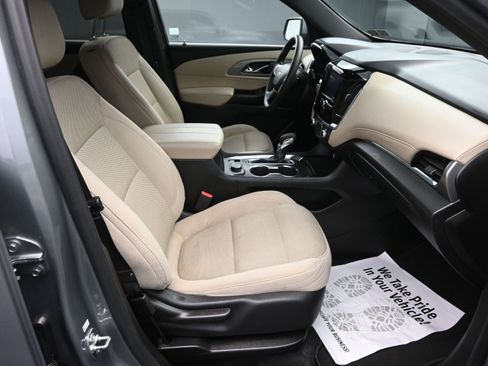 Used 2023 Chevrolet Traverse LS w/ Safety Package image 30