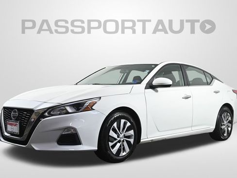 Used 2019 Nissan Altima 2.5 S image 1