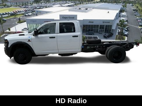 New 2025 RAM 3500 Tradesman AWD/4WD image 8