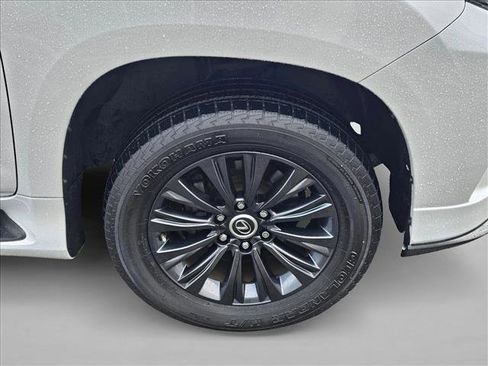 Used 2021 Lexus GX 460 Premium image 9