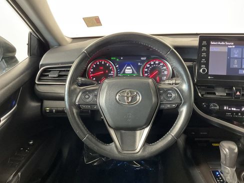 Used 2024 Toyota Camry XSE image 12