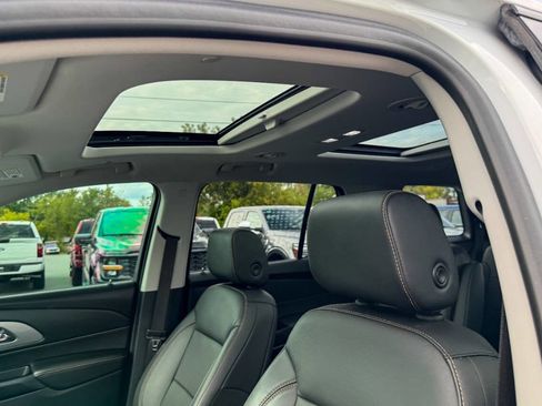 Used 2020 Chevrolet Traverse RS w/ LPO, Floor Liner Package image 21