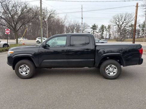 Used 2023 Toyota Tacoma SR image 5