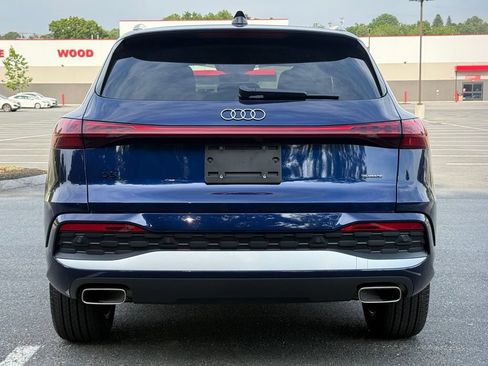 Certified 2025 Audi Q5 Premium w/ Convenience Package AWD/4WD image 6
