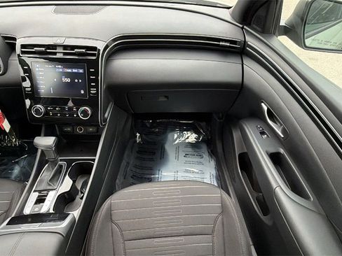 Used 2024 Hyundai Santa Cruz SE image 41