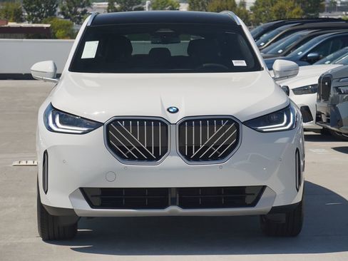 Used 2026 BMW X3 xDrive30 w/ Convenience Package image 2