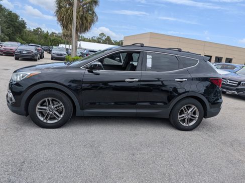 Used 2018 Hyundai Santa Fe Sport w/ 2.4L Value Package 02 FWD image 7