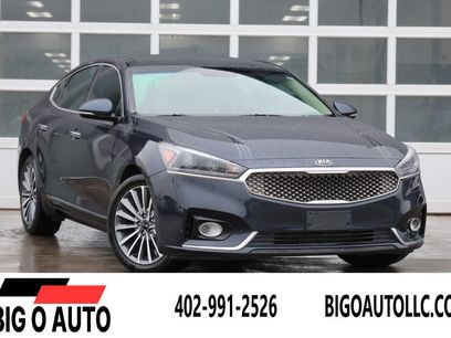 Used 2018 Kia Cadenza Premium w/ Luxury Package