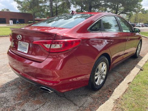 Used 2015 Hyundai Sonata SE w/ Option Group 09 image 5
