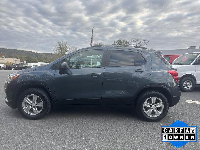 Used 2022 Chevrolet Trax LT w/ LT Convenience Package AWD/4WD image 2
