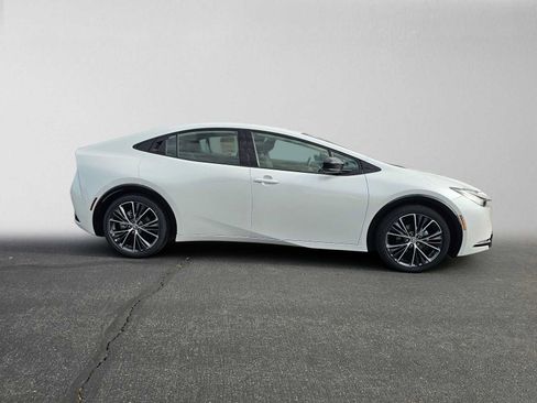 Certified 2026 Toyota Prius XLE FWD image 2