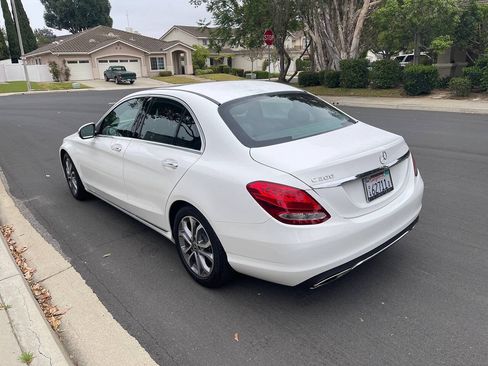 Used 2018 Mercedes-Benz C 300 Sedan image 8