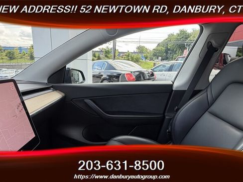 Used 2022 Tesla Model Y Long Range AWD/4WD image 16