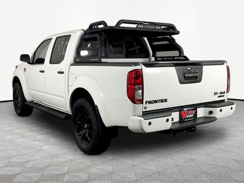 Certified 2021 Nissan Frontier SV w/ Midnight Edition Floor Mats AWD/4WD image 4