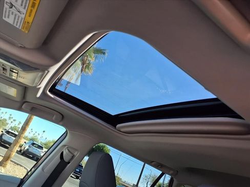 Used 2019 Toyota RAV4 XLE image 3