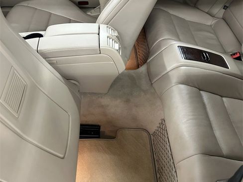 Used 2011 Mercedes-Benz E 350 Cabriolet image 25