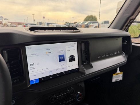 New 2025 Ford Bronco Badlands image 20