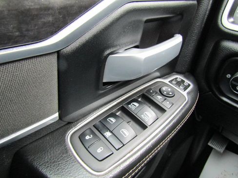 Used 2024 RAM 2500 Big Horn w/ Off Road Package image 13