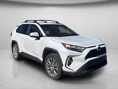Used 2025 Toyota RAV4 XLE Premium AWD/4WD image 2
