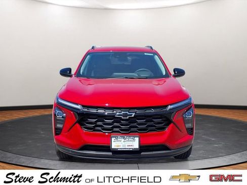 New 2026 Chevrolet Trax LT w/ Driver Confidence Package FWD image 18