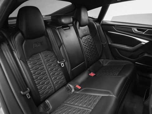 Used 2021 Audi RS 7 Sportback image 37