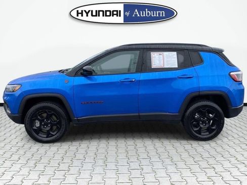Used 2024 Jeep Compass Trailhawk AWD/4WD image 8