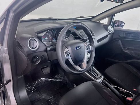 Used 2019 Ford Fiesta SE FWD image 9