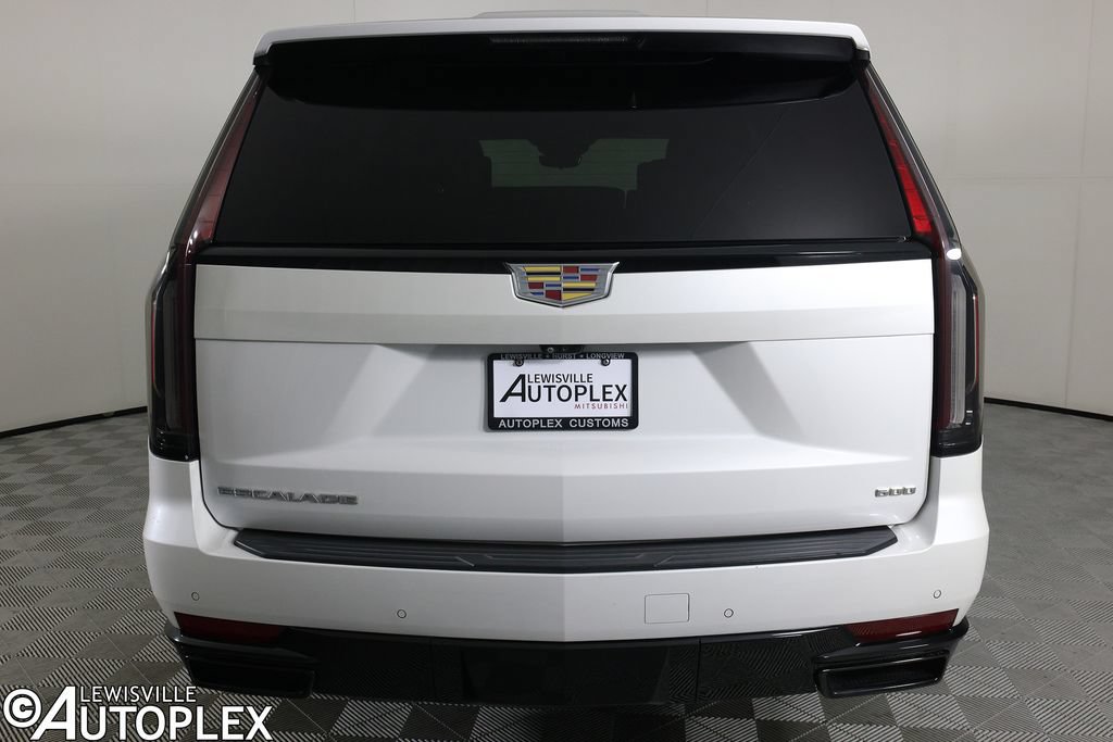 Used 2022 Cadillac Escalade Sport Platinum w/ Heavy-Duty Trailer Package AWD/4WD image 6