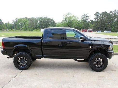 Used 2014 RAM 2500 Laramie w/ Black Appearance Group AWD/4WD image 18