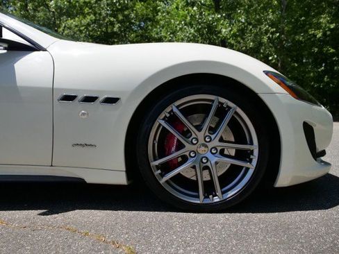 Used 2017 Maserati GranTurismo MC RWD image 35
